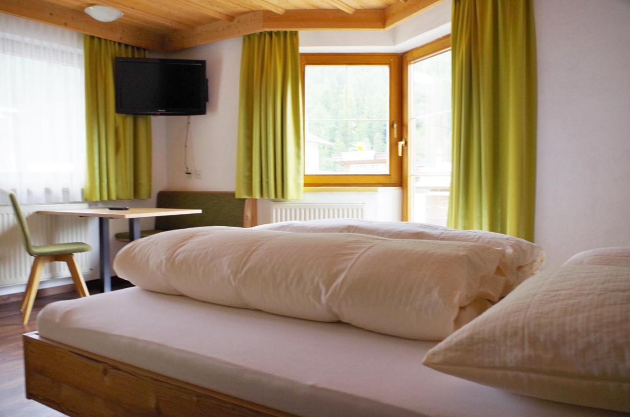 Hotel Edi Samnaun Phòng bức ảnh