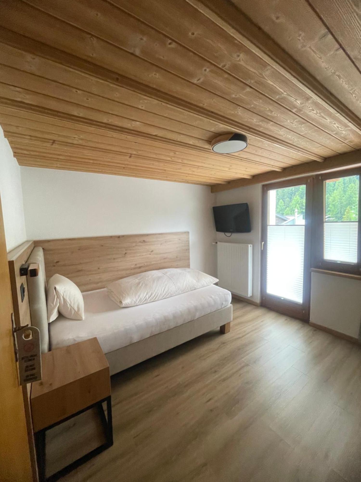 Hotel Edi Samnaun Ngoại thất bức ảnh